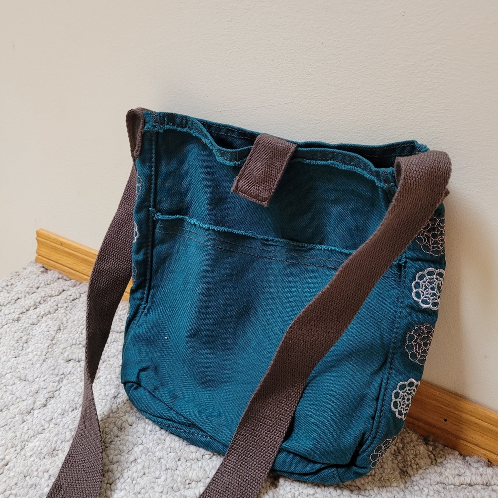 Thirty-one, cross body, teal handbag